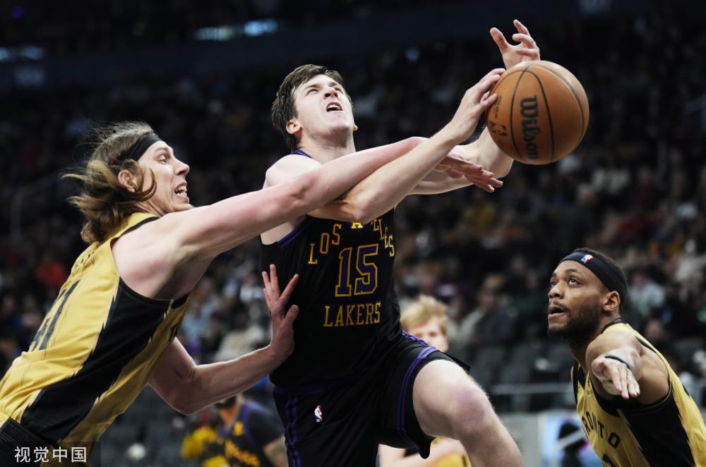 而小皮蓬在 而小皮蓬在