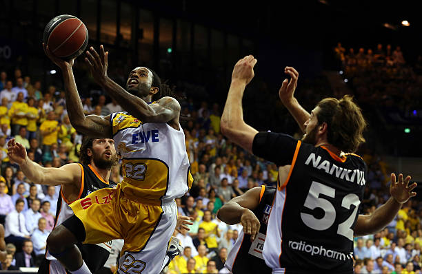 即使是世界 即使是世界